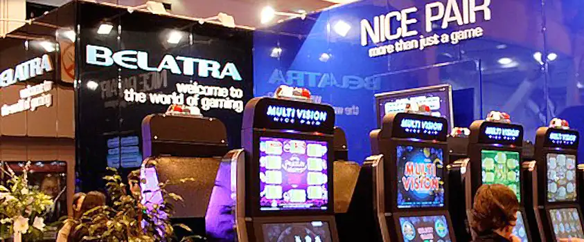 Фирма на выставке игровых слотов